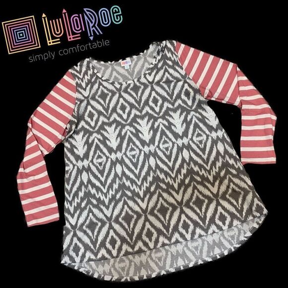 $5 ADD ON ITEM 3/4th sleeve lularoe 2x t-shirt - Picture 9 of 13